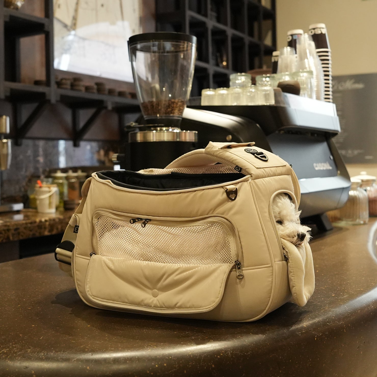 SSOOOK VIEW SLING BAG (バッグ右）ベージュ M SO-CA101] SSOOOK View Sling Bag (Ver. Right)